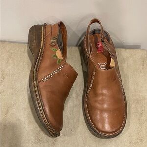 Women’s Brown Leather Slingback Comfort Shoes